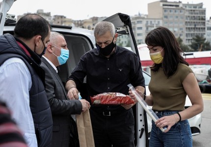 Πασχαλινά γεύματα  από την ΚΟ.Δ.Ε.Π. (photos)