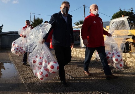 Αρκαλοχώρι: Ολυμπιακός και Μαρινάκης με ΠΡΑΞΕΙΣ! (photos)