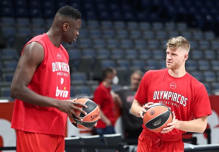 Η προπόνηση του Θρύλου πριν την Εφές (photos, video)