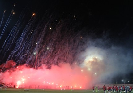 Πανζουρλισμός από 5.000 οπαδούς στο Ρέντη! (photos)