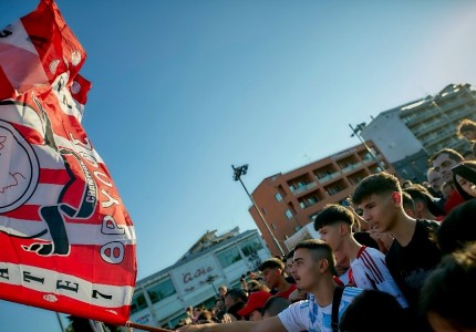 «Κατακόκκινη» η Τρίπολη για τον Ολυμπιακό και τις ευρωκούπες του! (photos)