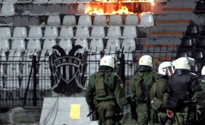 Τραυματίες 12 αστυνομικοί, 15 οι συλληφθέντες