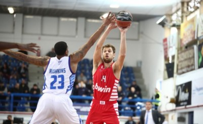 Με Bεζένκοβ το Top 10 της Basket League!