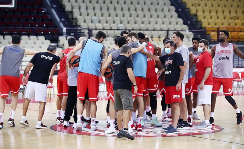 Όλα τα… απαραίτητα για το αποψινό ντέρμπι! (photo)