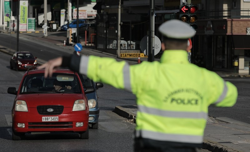 Αυστηροί έλεγχοι της τροχαίας σε όλη τη χώρα (video)