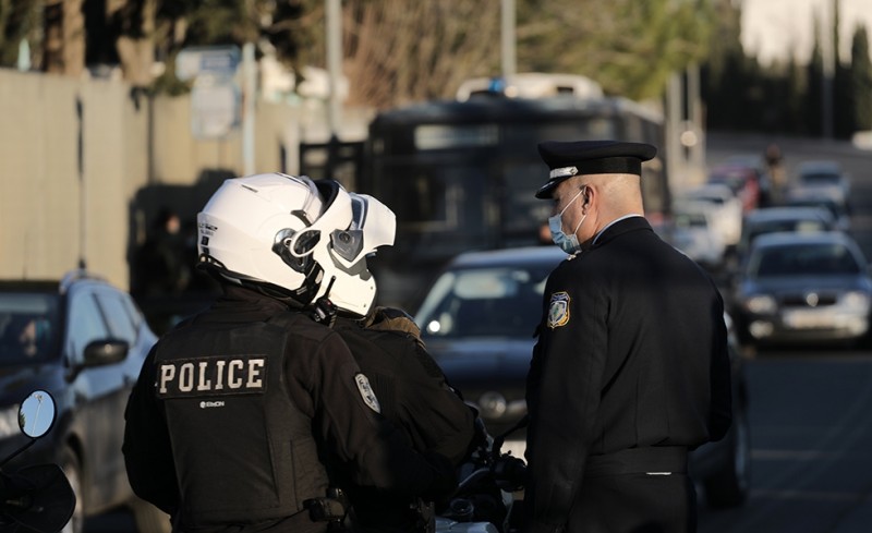 Αυστηροί έλεγχοι για την εφαρμογή των νέων μέτρων (video)