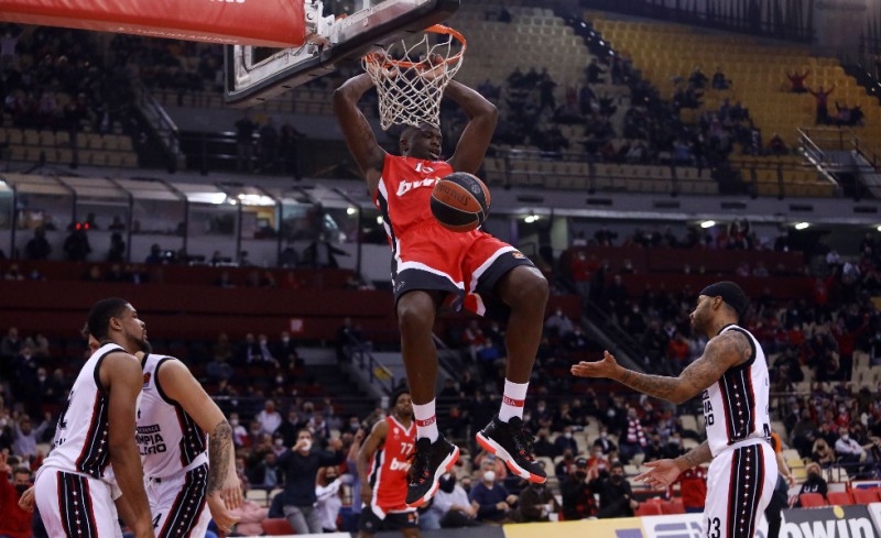 Euroleague: Η καρφωματάρα του Φαλ στο Top 10 του Φεβρουαρίου! video)