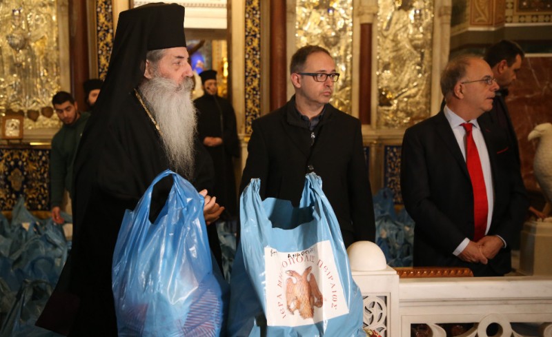 Ο Ολυμπιακός δίπλα σε όσους έχουν ανάγκη! (photos)