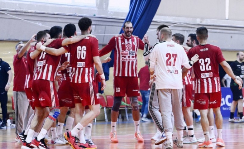 Για το 2-1 κόντρα στην ΑΕΚ στη Νίκαια!